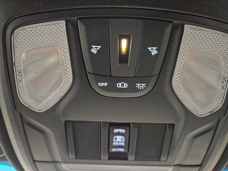 2021 Ram 3500 Dually 6.7L Diesel AISIN Transmission 4.10 Axle Ratio Rear Air Suspension FREE WARRANTY Arlington TX