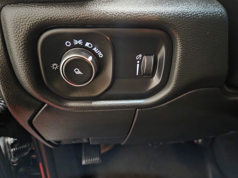 2021 Ram 3500 Dually 6.7L Diesel AISIN Transmission 4.10 Axle Ratio Rear Air Suspension FREE WARRANTY Arlington TX