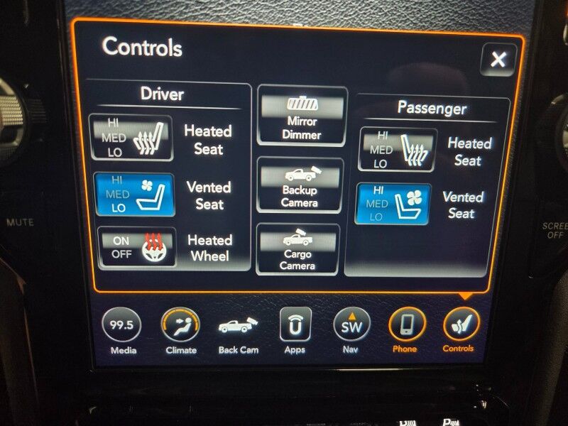 2021 Ram 3500 Laramie 4WD Dually 6.7L Diesel 12in Screen GPS Camera New Tires FREE WARRANTY Arlington TX