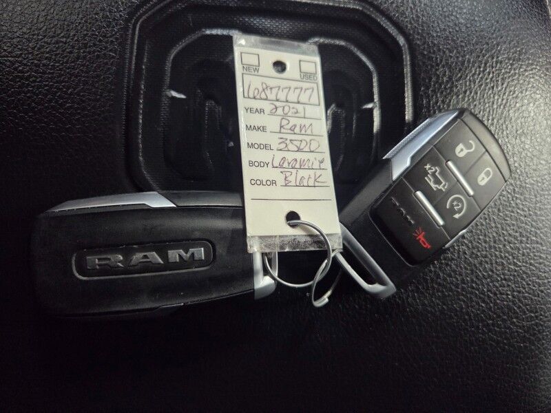 2021 Ram 3500 Laramie 4WD Dually 6.7L Diesel 12in Screen GPS Camera New Tires FREE WARRANTY Arlington TX