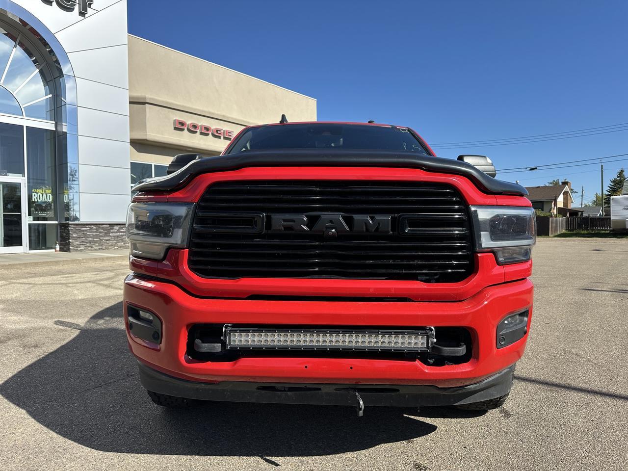 2021 Ram 3500 Laramie Crew Cab 4x4 | Cummins Diesel | 20IN Black Wheels | Leather Heated Seats | NAV | Backup Cam Redwater AB