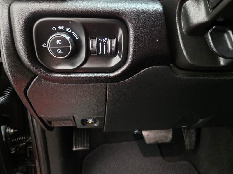 2021 Ram 3500 Laramie Night Edition Dually 4WD AISIN 6.7L Diesel 12in Screen Camera FR Arlington TX