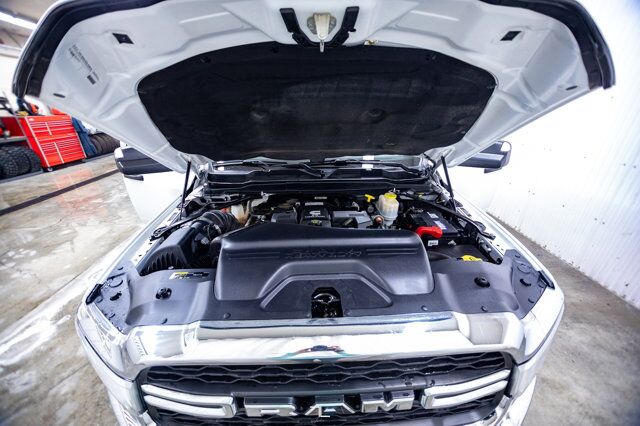 2021 Ram 5500 4x4 Crew Cab Tradesman Deck Diesel AISIN Red Deer AB