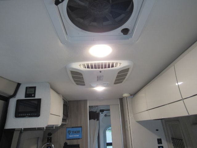 2021 Ram ProMaster 1500 Thor Rize 18M High Roof Van Plano TX