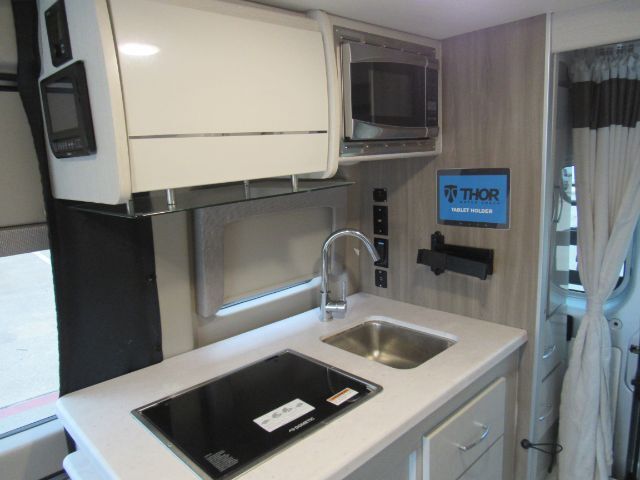 2021 Ram ProMaster 1500 Thor Rize 18M High Roof Van Plano TX