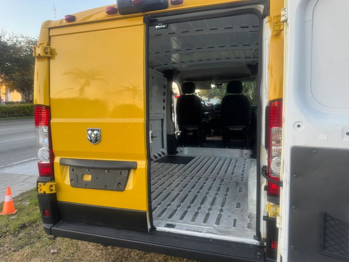 2021 Ram ProMaster Cargo Van 1500 Low Roof Van 3D Miami Gardens FL