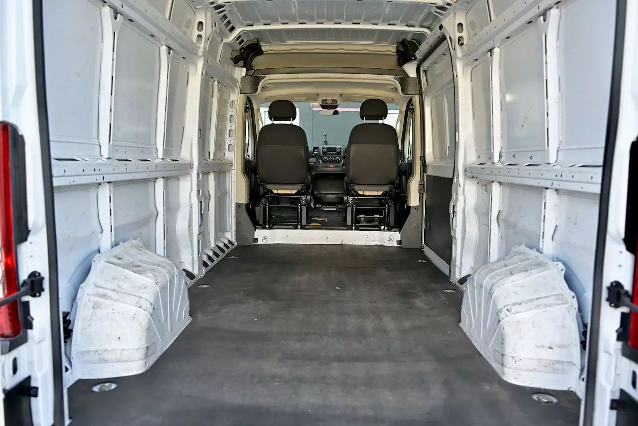 2021 Ram ProMaster Cargo Van 2500 High Roof Van 3D Doral FL