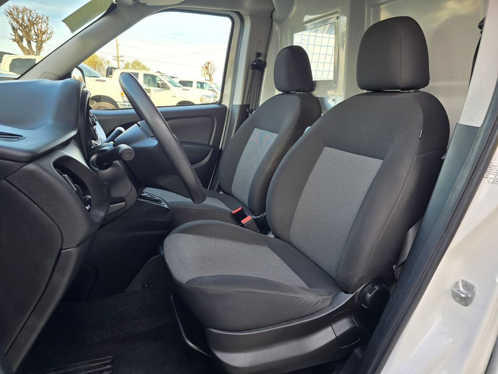 2021 RAM Promaster City Tradesman - Photo 20