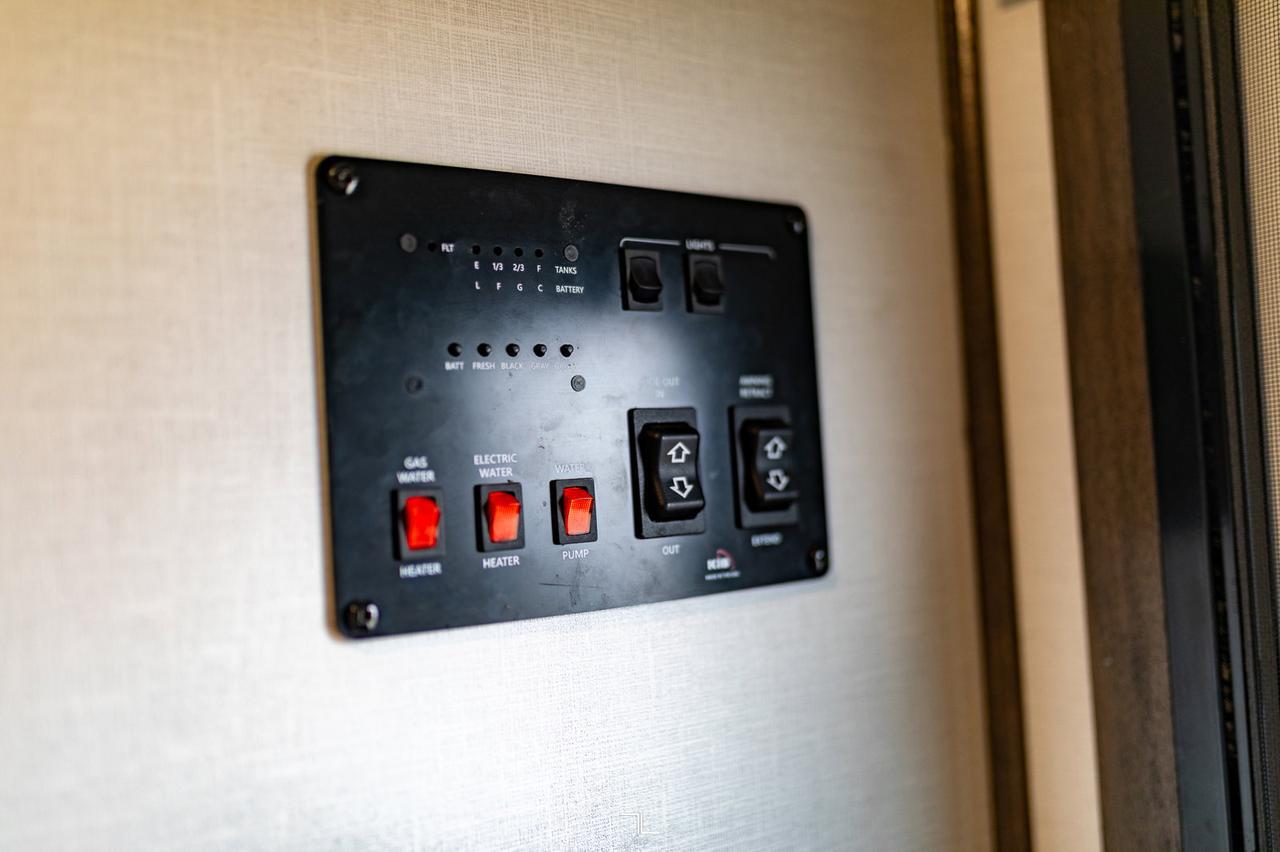 2021 Riverside Intrepid 257 RKS Trailer Slide Fireplace Red Deer AB