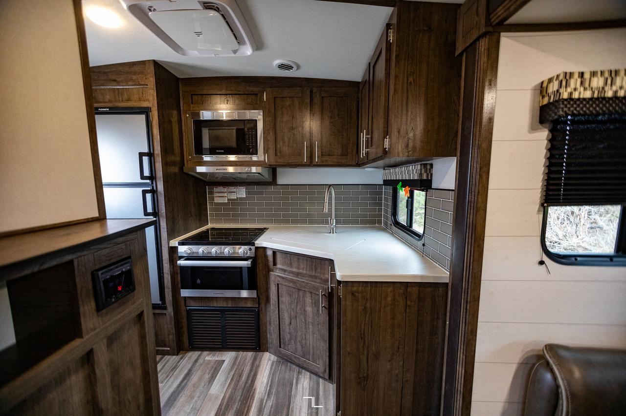 2021 Riverside Intrepid 257 RKS Trailer Slide Fireplace Red Deer AB