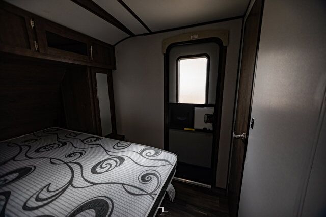 2021 Riverside Intrepid 257 RKS Trailer Slide Fireplace Red Deer AB