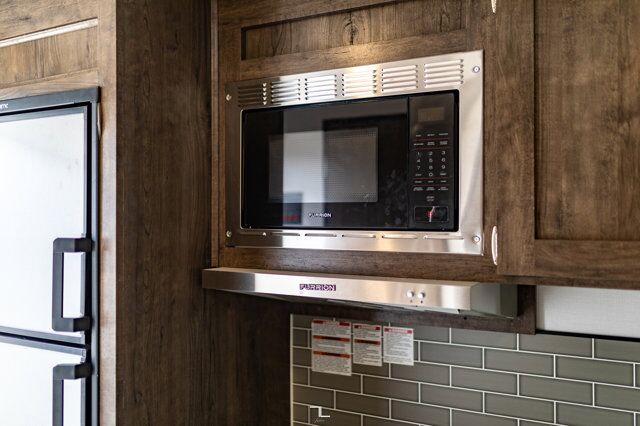 2021 Riverside Intrepid 257 RKS Trailer Slide Fireplace Red Deer AB