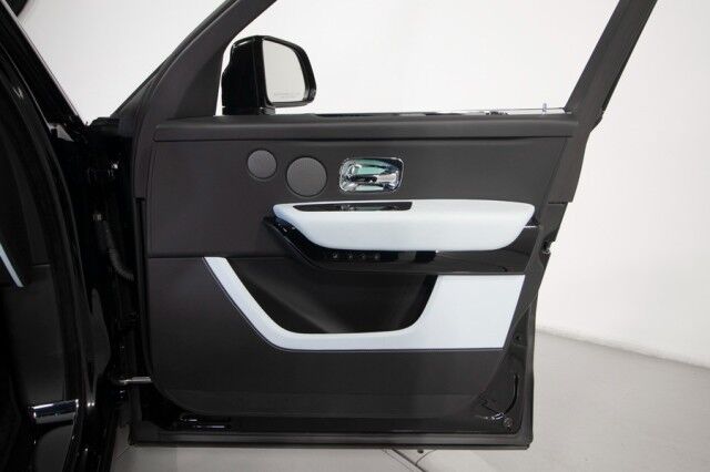 2021 Rolls-Royce Cullinan *BESPOKE INTERIOR* *BLACKOUT PACKAGE* *FORGIATO WHEELS* *13,000 MILES* San Diego CA