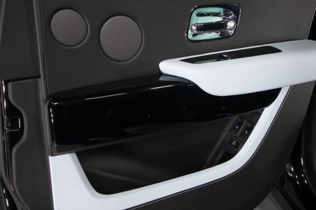 2021 Rolls-Royce Cullinan *BESPOKE INTERIOR* *BLACKOUT PACKAGE* *FORGIATO WHEELS* *13,000 MILES* San Diego CA