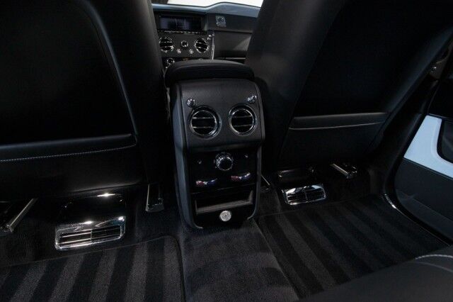 2021 Rolls-Royce Cullinan *BESPOKE INTERIOR* *BLACKOUT PACKAGE* *FORGIATO WHEELS* *13,000 MILES* San Diego CA