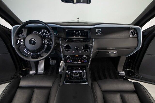 2021 Rolls-Royce Cullinan *BESPOKE INTERIOR* *BLACKOUT PACKAGE* *FORGIATO WHEELS* *13,000 MILES* San Diego CA