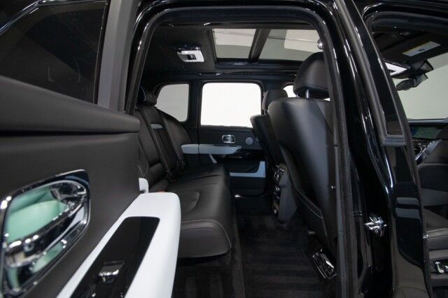 2021 Rolls-Royce Cullinan *BESPOKE INTERIOR* *BLACKOUT PACKAGE* *FORGIATO WHEELS* *13,000 MILES* San Diego CA