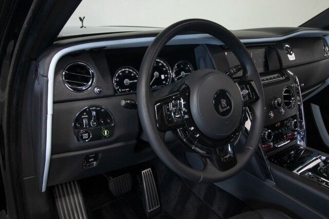 2021 Rolls-Royce Cullinan *BESPOKE INTERIOR* *BLACKOUT PACKAGE* *FORGIATO WHEELS* *13,000 MILES* San Diego CA