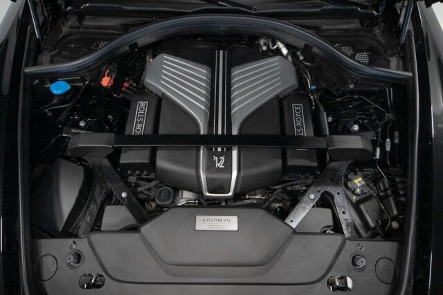 2021 Rolls-Royce Cullinan *BESPOKE INTERIOR* *BLACKOUT PACKAGE* *FORGIATO WHEELS* *13,000 MILES* San Diego CA