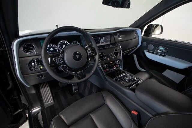 2021 Rolls-Royce Cullinan *BLACKOUT PACKAGE* *FORGIATO WHEELS* *13,000 MILES* San Diego CA