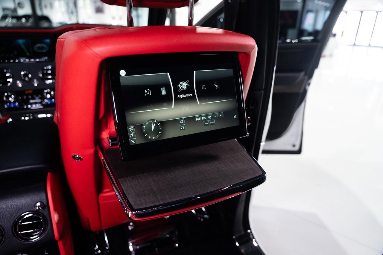 2021 Rolls-Royce Cullinan Bespoke Audio system, shooting star headliner, rear infotainment system AND MUCH MORE!! Fort Lauderdale FL