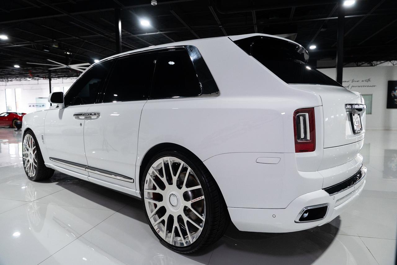 2021 Rolls-Royce Cullinan Bespoke Audio system, shooting star headliner, rear infotainment system AND MUCH MORE!! Fort Lauderdale FL