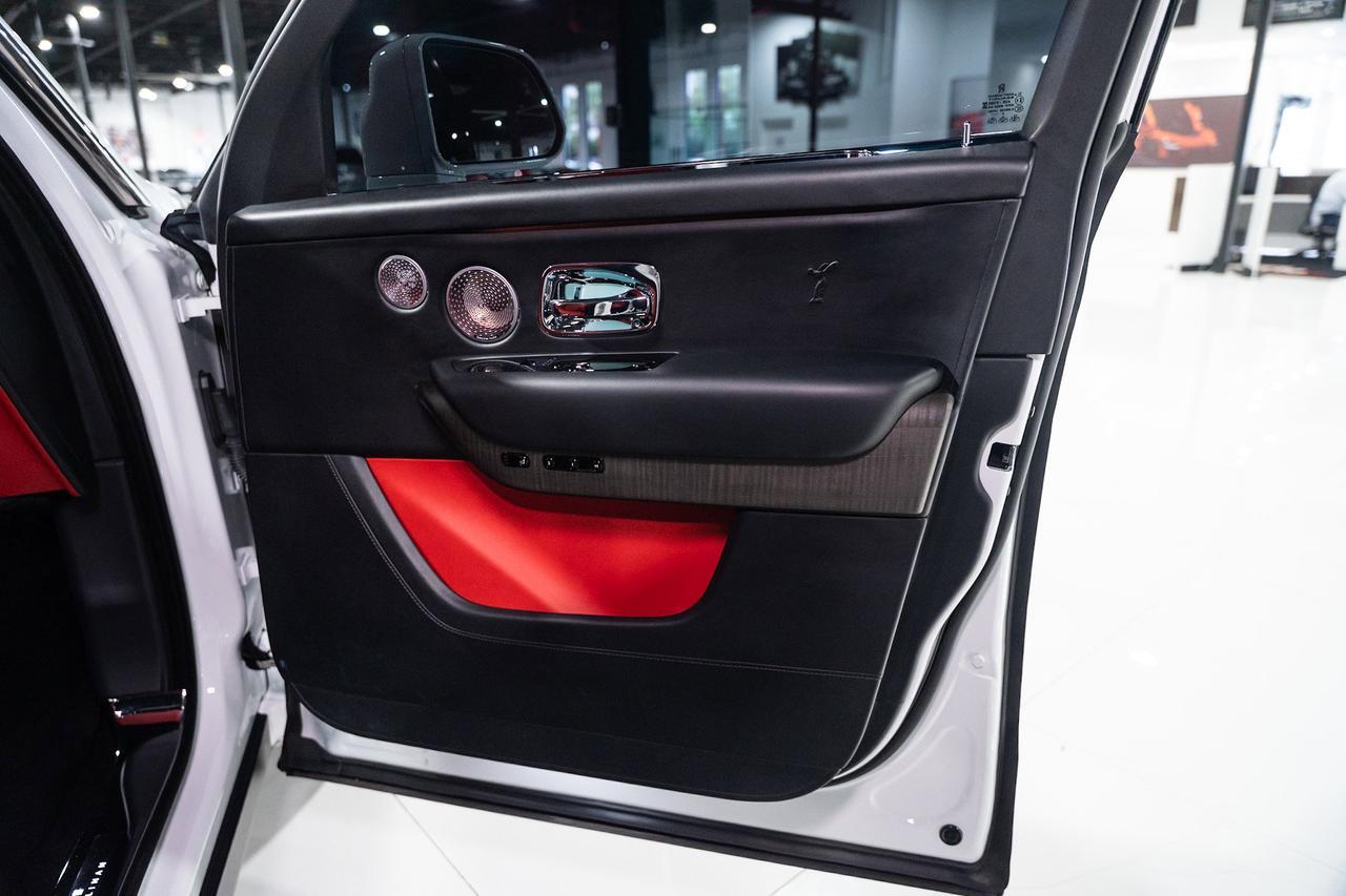 2021 Rolls-Royce Cullinan Bespoke Audio system, shooting star headliner, rear infotainment system AND MUCH MORE!! Fort Lauderdale FL