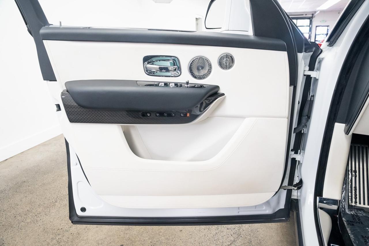 2021 Rolls-Royce Cullinan Black Badge Vented Seats Starlight Headliner Bespoke Audio Portland OR
