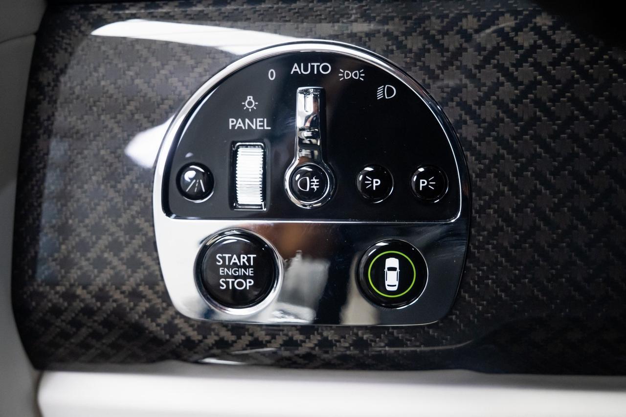 2021 Rolls-Royce Cullinan Black Badge Vented Seats Starlight Headliner Bespoke Audio Portland OR