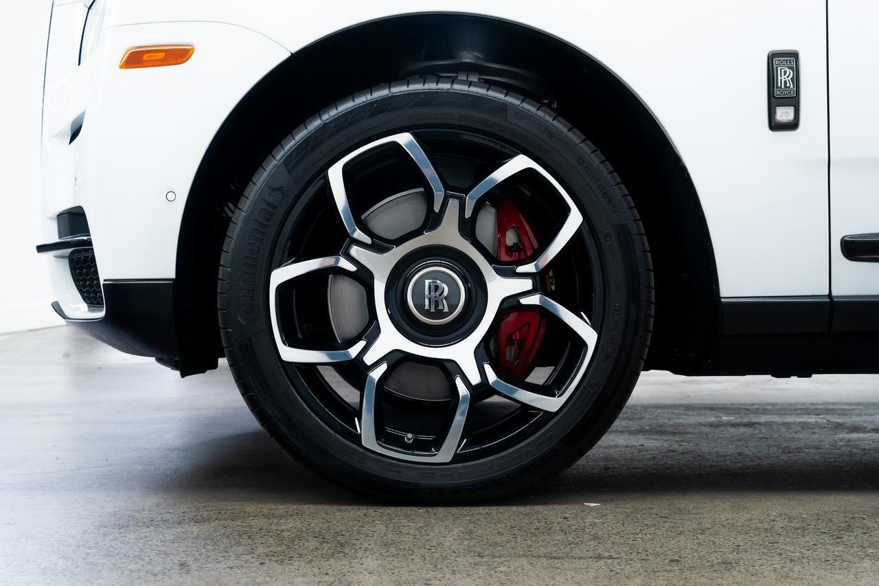 2021 Rolls-Royce Cullinan Black Badge Vented Seats Starlight Headliner Bespoke Audio Portland OR