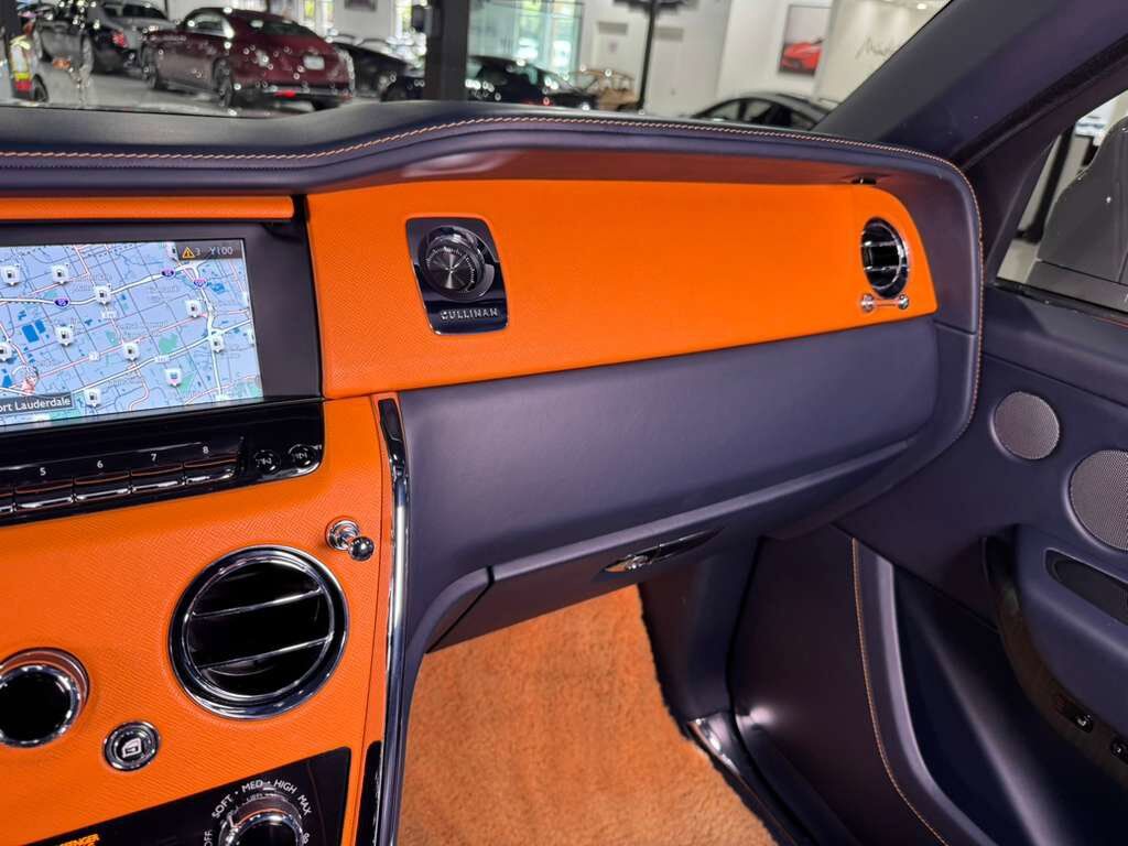 2021 Rolls-Royce Cullinan Mandarin coachline, bespoke interior, starlight headliner, rear infotainment system AND MUCH MORE!!! Fort Lauderdale FL