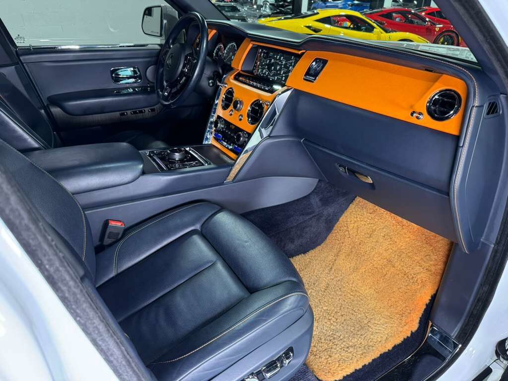2021 Rolls-Royce Cullinan Mandarin coachline, bespoke interior, starlight headliner, rear infotainment system AND MUCH MORE!!! Fort Lauderdale FL