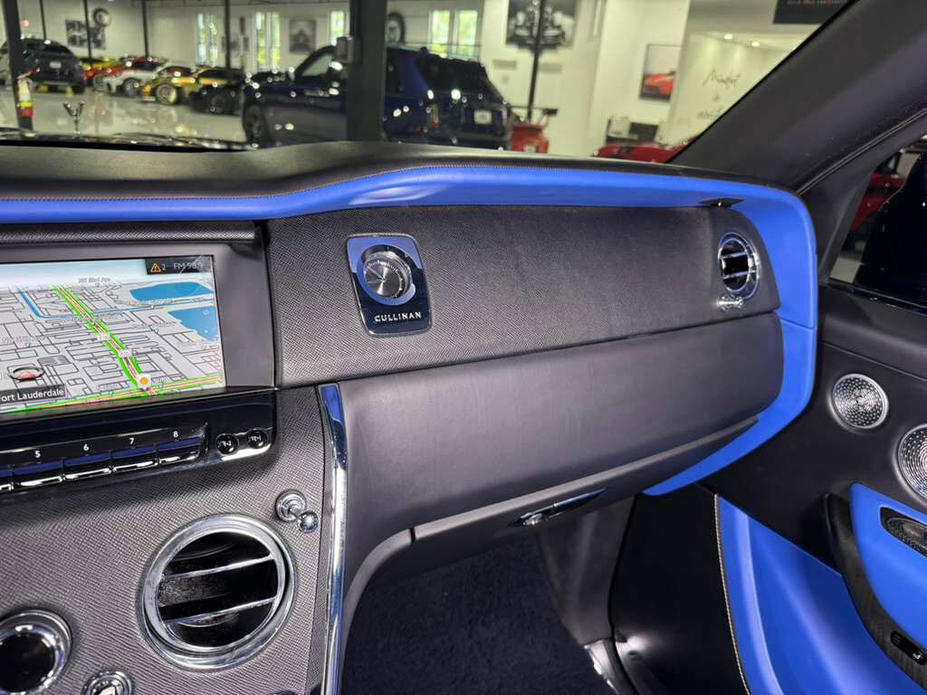 2021 Rolls-Royce Cullinan Salamanca Blue paint, Bespoke interior, Bespoke Audio system, starlight headliner & MUCH MORE!! Fort Lauderdale FL