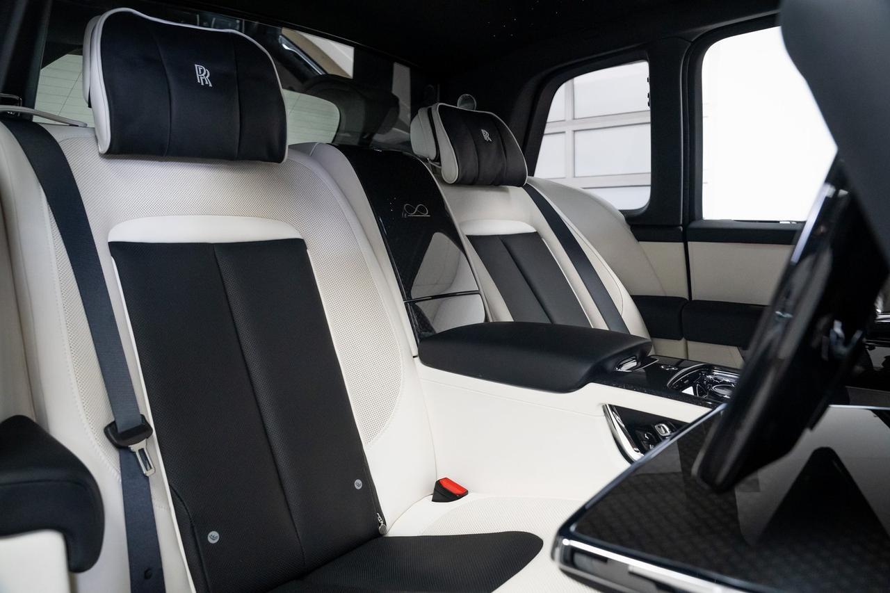 2021 Rolls-Royce Cullinan Vented Seats Starlight Headliner Bespoke Audio Portland OR