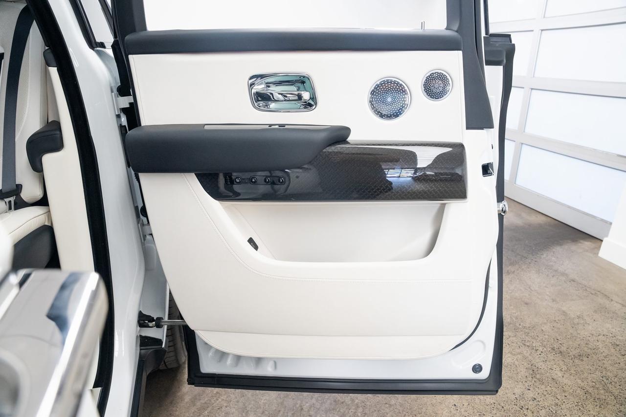 2021 Rolls-Royce Cullinan Vented Seats Starlight Headliner Bespoke Audio Portland OR