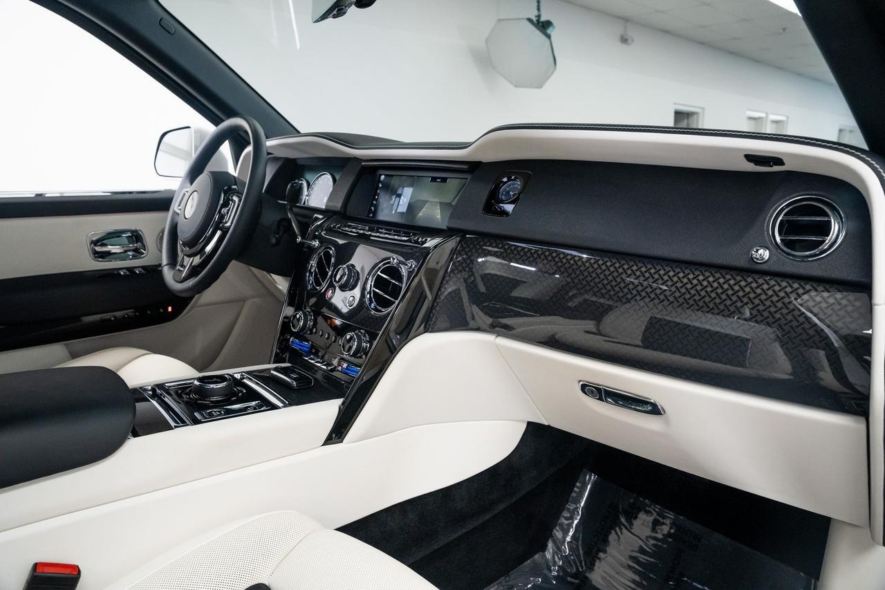 2021 Rolls-Royce Cullinan Vented Seats Starlight Headliner Bespoke Audio Portland OR