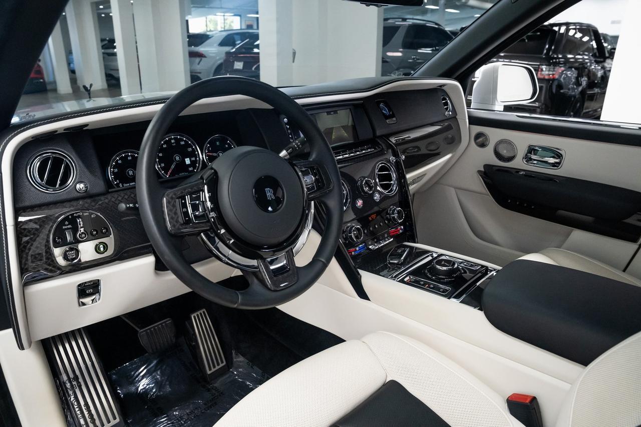 2021 Rolls-Royce Cullinan Vented Seats Starlight Headliner Bespoke Audio Portland OR