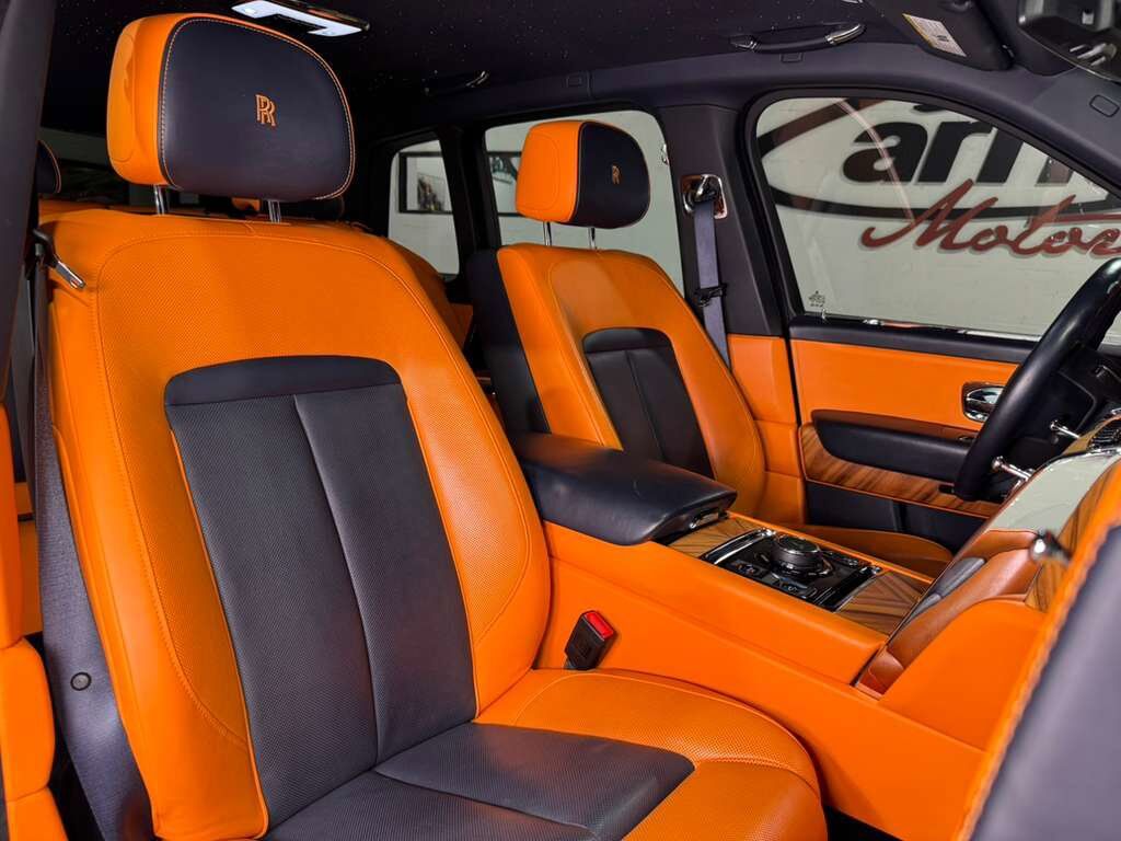 2021 Rolls-Royce Cullinan bookmatched wood trim, shooting star headliner, rear infotainment system AND MUCH MORE!! Fort Lauderdale FL