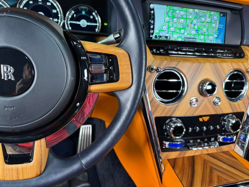 2021 Rolls-Royce Cullinan bookmatched wood trim, shooting star headliner, rear infotainment system AND MUCH MORE!! Fort Lauderdale FL