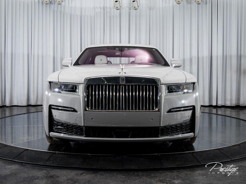 2021 Rolls-Royce Ghost .