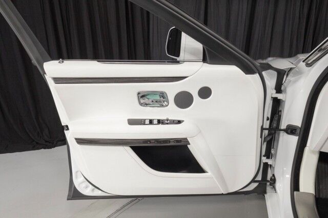 2021 Rolls-Royce Ghost ($405,825 MSRP!) *IMMERSIVE SEATING* *REAR THEATRE* *CURTAINS* *SHOOTING STAR HEADLINER* *PICNIC TABLES* *ARCTIC WHITE ON ARCTIC WHITE* San Diego CA