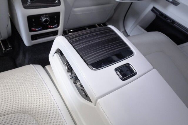2021 Rolls-Royce Ghost ($405,825 MSRP!) *IMMERSIVE SEATING* *REAR THEATRE* *CURTAINS* *SHOOTING STAR HEADLINER* *PICNIC TABLES* *ARCTIC WHITE ON ARCTIC WHITE* San Diego CA