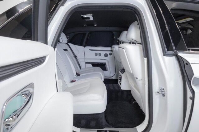 2021 Rolls-Royce Ghost ($405,825 MSRP!) *IMMERSIVE SEATING* *REAR THEATRE* *CURTAINS* *SHOOTING STAR HEADLINER* *PICNIC TABLES* *ARCTIC WHITE ON ARCTIC WHITE* San Diego CA