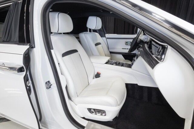 2021 Rolls-Royce Ghost ($405,825 MSRP!) *IMMERSIVE SEATING* *REAR THEATRE* *CURTAINS* *SHOOTING STAR HEADLINER* *PICNIC TABLES* *ARCTIC WHITE ON ARCTIC WHITE* San Diego CA