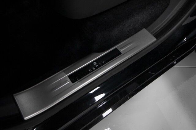 2021 Rolls-Royce Ghost ($432,075 MSRP!!) *$87,000+ IN OPTIONS* *STARLIGHT HEADLINER* *REAR THEATRE* *BESPOKE AUDIO* *IMMERSIVE SEATING* *REAR COOLBOX* San Diego CA
