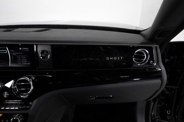 2021 Rolls-Royce Ghost ($432,075 MSRP!!) *$87,000+ IN OPTIONS* *STARLIGHT HEADLINER* *REAR THEATRE* *BESPOKE AUDIO* *IMMERSIVE SEATING* *REAR COOLBOX* San Diego CA