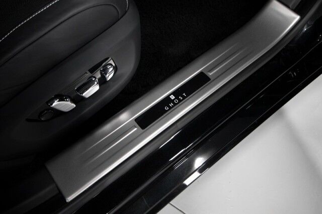 2021 Rolls-Royce Ghost ($432,075 MSRP!!) *$87,000+ IN OPTIONS* *STARLIGHT HEADLINER* *REAR THEATRE* *BESPOKE AUDIO* *IMMERSIVE SEATING* *REAR COOLBOX* San Diego CA