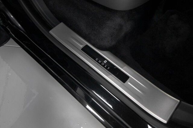 2021 Rolls-Royce Ghost ($432,075 MSRP!!) *$87,000+ IN OPTIONS* *STARLIGHT HEADLINER* *REAR THEATRE* *BESPOKE AUDIO* *IMMERSIVE SEATING* *REAR COOLBOX* San Diego CA
