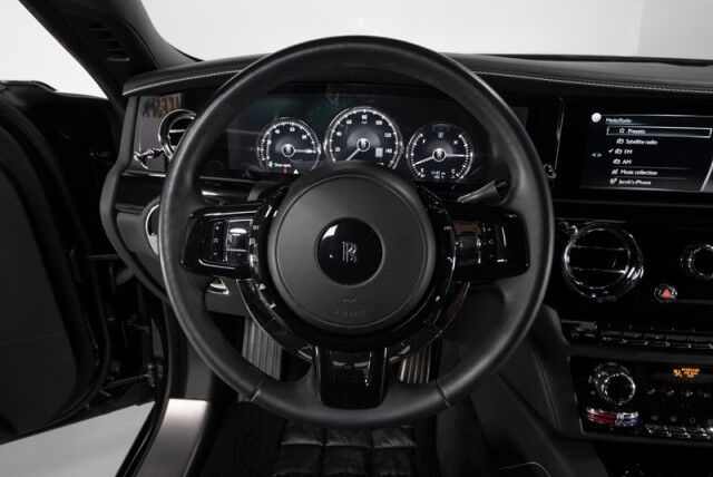 2021 Rolls-Royce Ghost ($432,075 MSRP!!) *$87,000+ IN OPTIONS* *STARLIGHT HEADLINER* *REAR THEATRE* *BESPOKE AUDIO* *IMMERSIVE SEATING* *REAR COOLBOX* San Diego CA