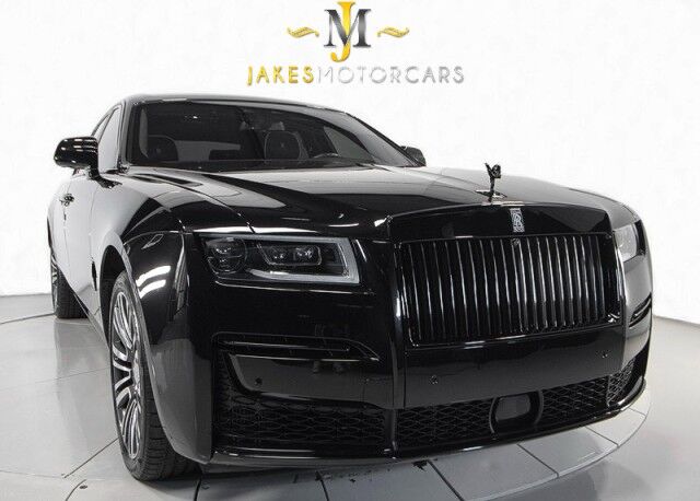 2021 Rolls-Royce Ghost ($432,075 MSRP!!) *$87,000+ IN OPTIONS* *STARLIGHT HEADLINER* *REAR THEATRE* *BESPOKE AUDIO* *IMMERSIVE SEATING* *REAR COOLBOX* San Diego CA